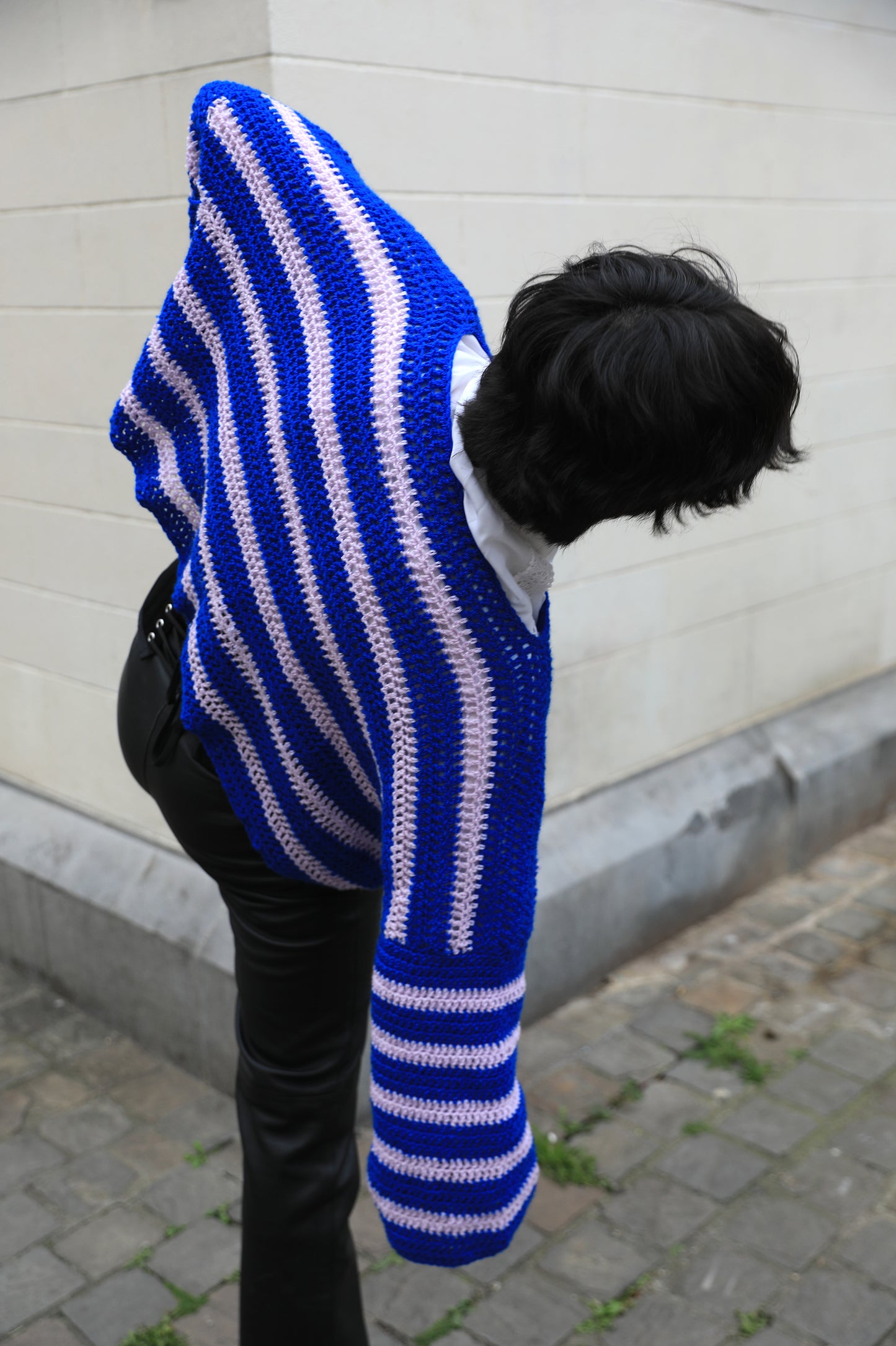 Pull Croptop Longues Manches bleu et rose pâle